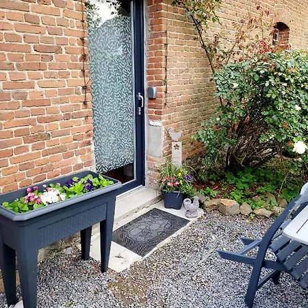 Bienvenue Du Cote De Chez Nous Avec Jardin Privatif Daire Wignehies
